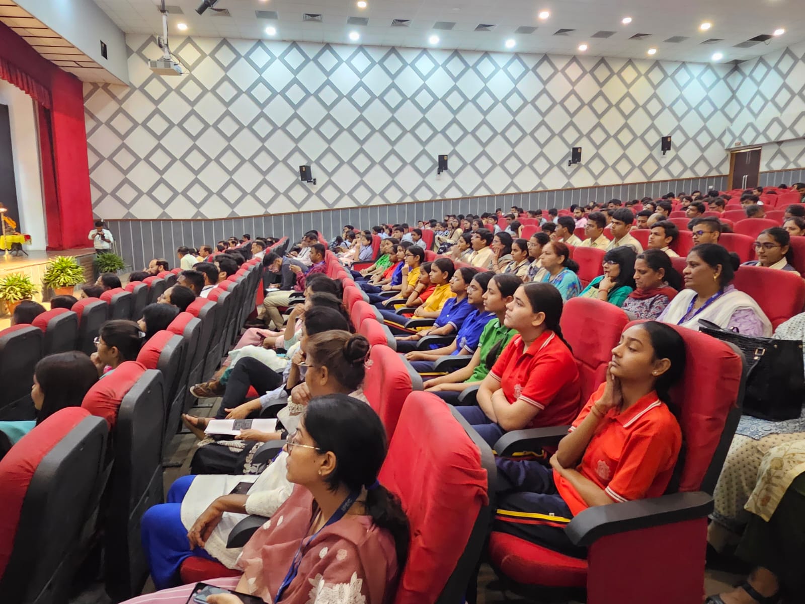 bharat-shiksha-2026-Roadshow-at-Noida